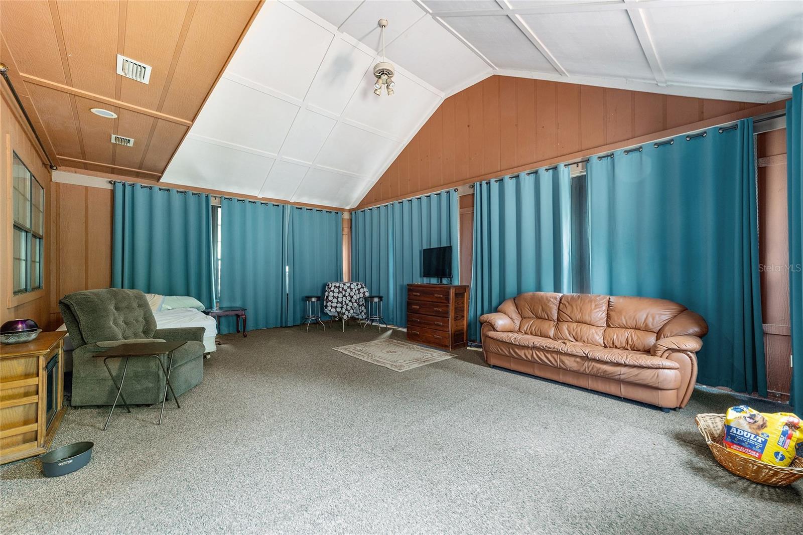 Image 42 of 72 For 5670 34th Street