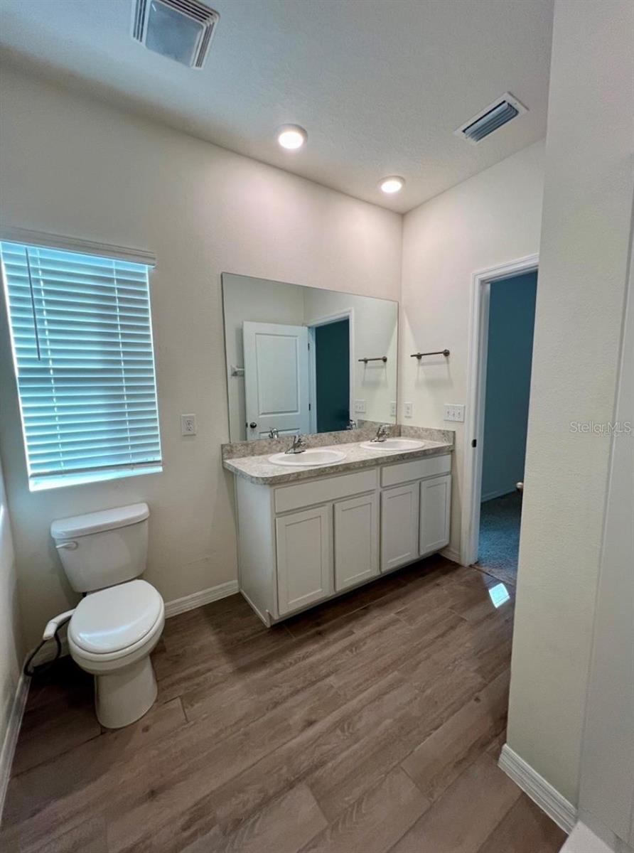 Image 23 of 28 For 6032 84th Street