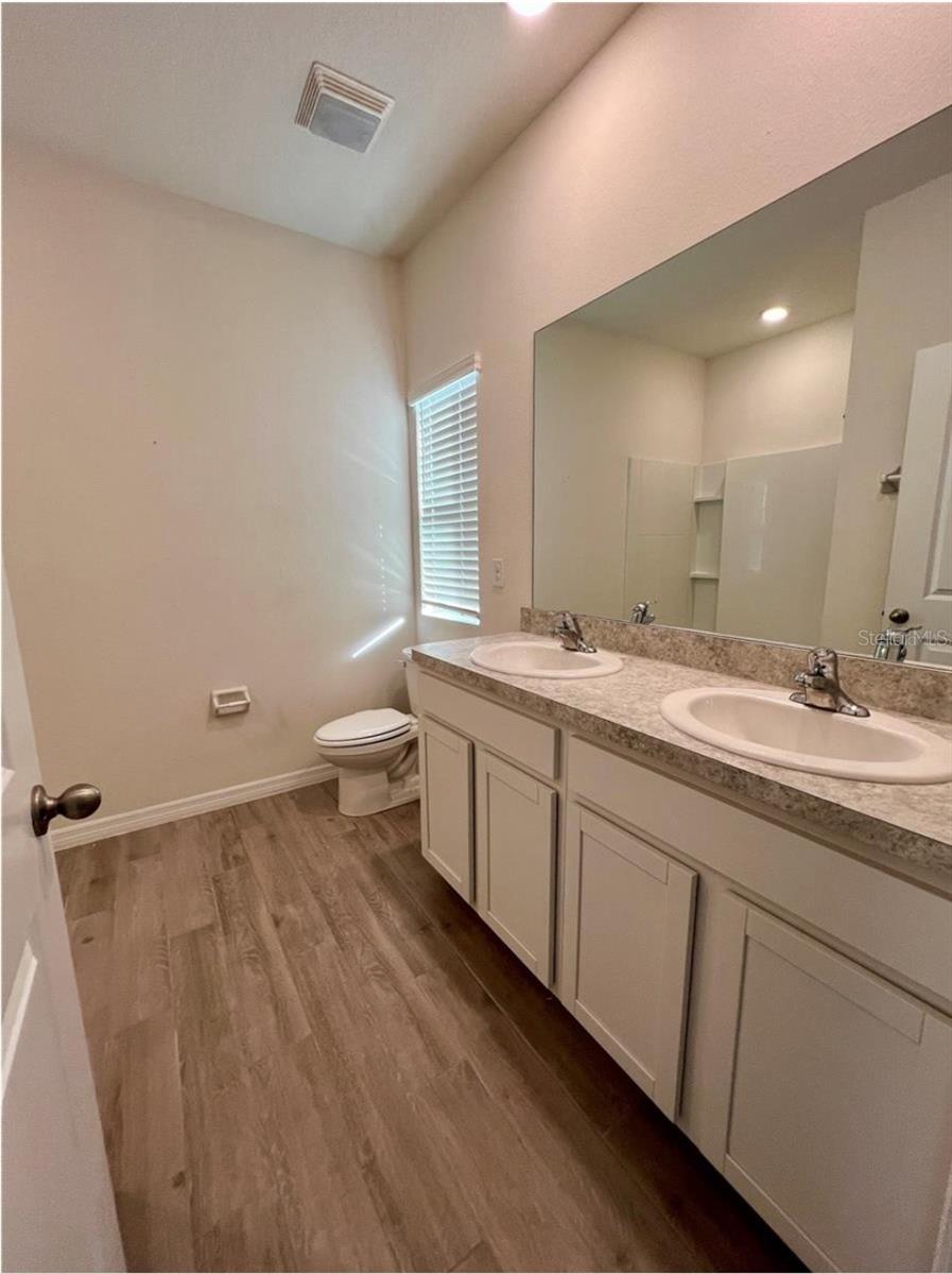 Image 24 of 28 For 6032 84th Street