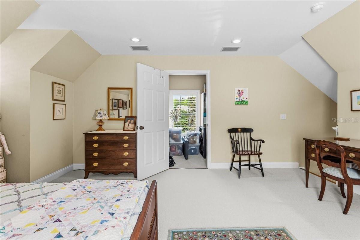 Image 41 of 56 For 2772 26th Place