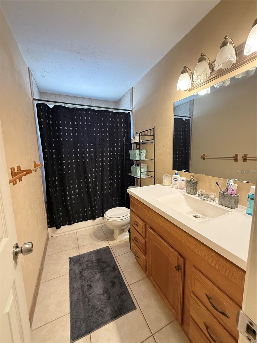 Image 6 of 15 For 2300 43rd Street G5
