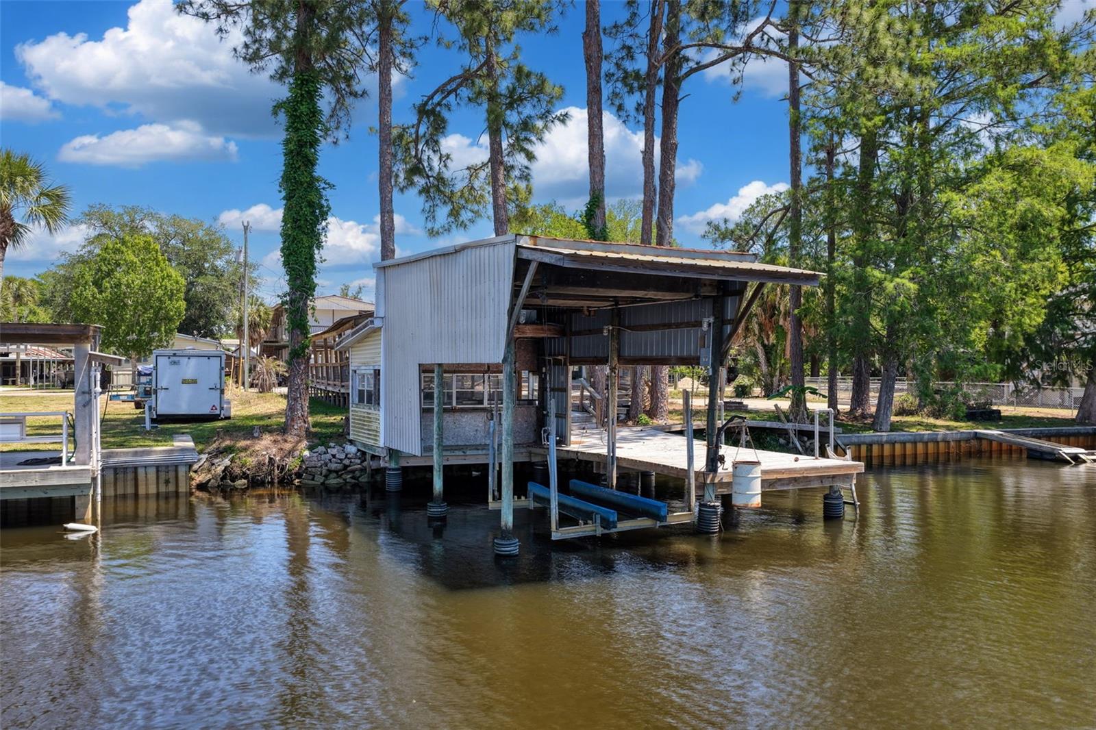 Listing photo id 9 for 53 241st Street