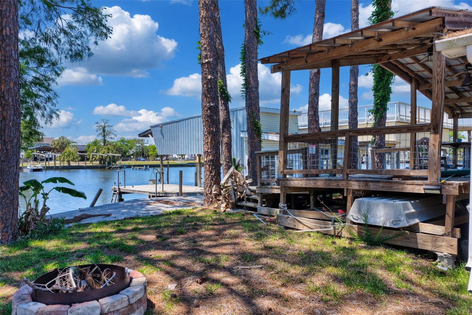 Listing photo id 6 for 53 241st Street