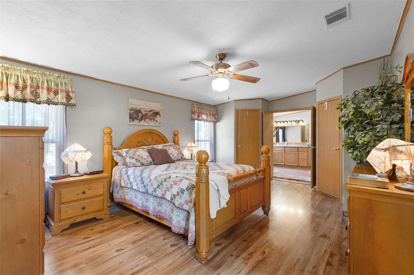 Image 23 of 83 For 6689 55th Street