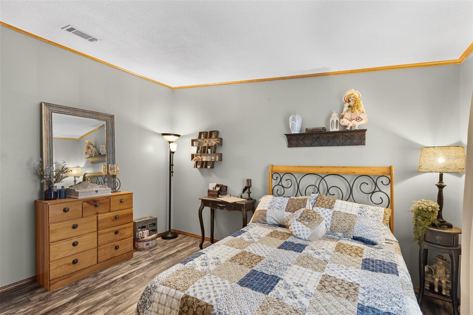 Image 36 of 83 For 6689 55th Street
