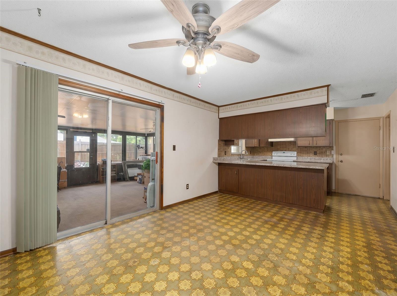 Image 10 of 21 For 2416 55th Boulevard