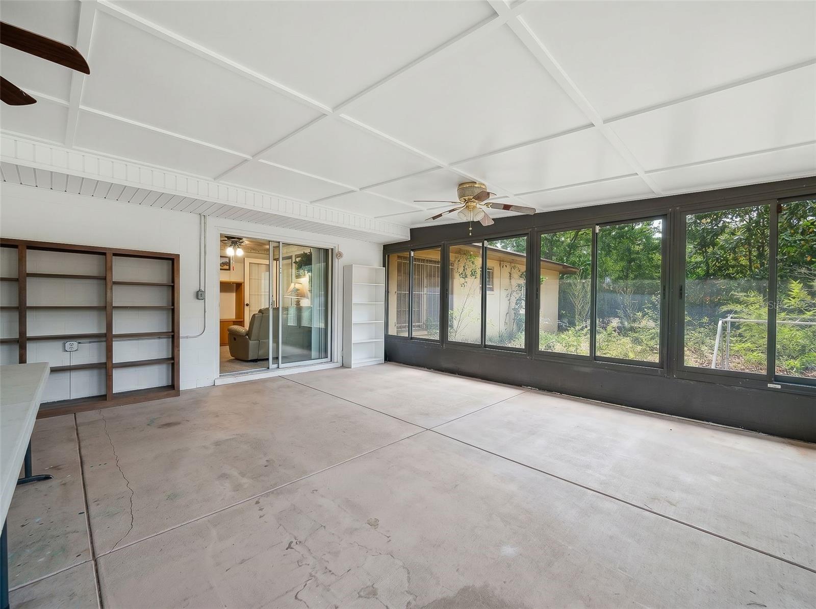 Image 17 of 21 For 2416 55th Boulevard