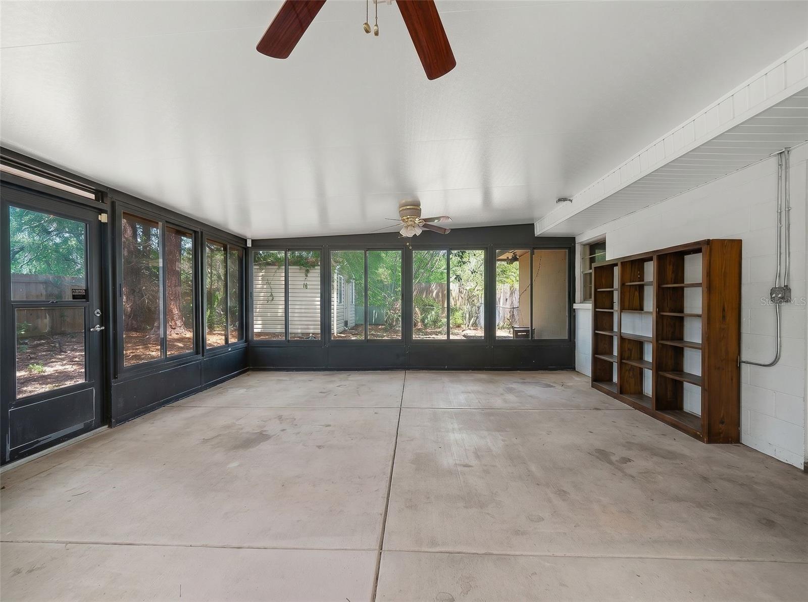 Image 18 of 21 For 2416 55th Boulevard