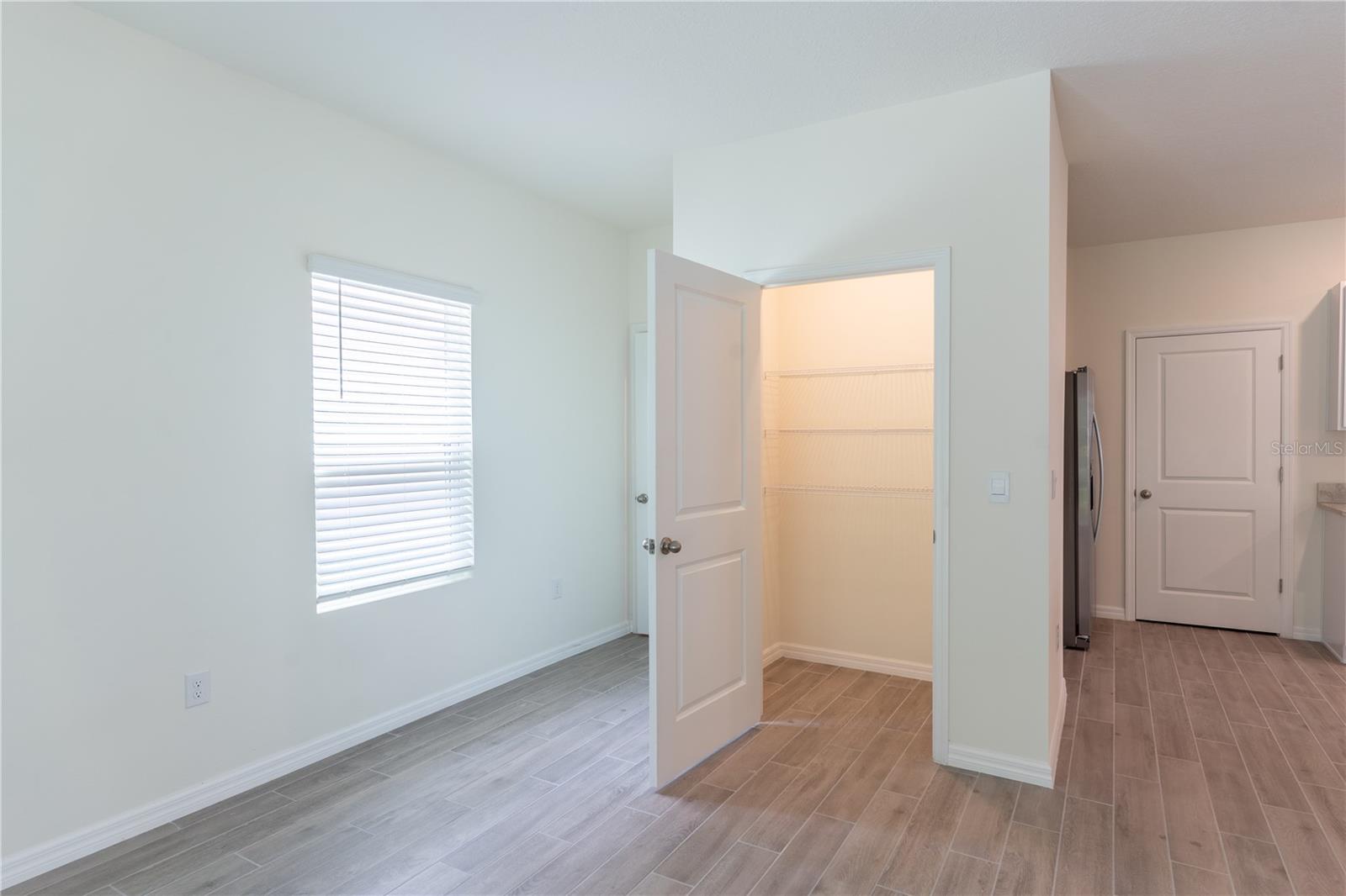 Image 12 of 35 For 4807 51st Drive