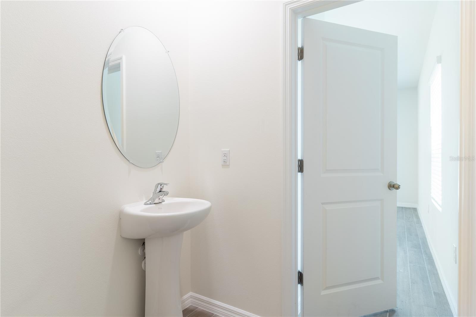 Image 14 of 35 For 4807 51st Drive