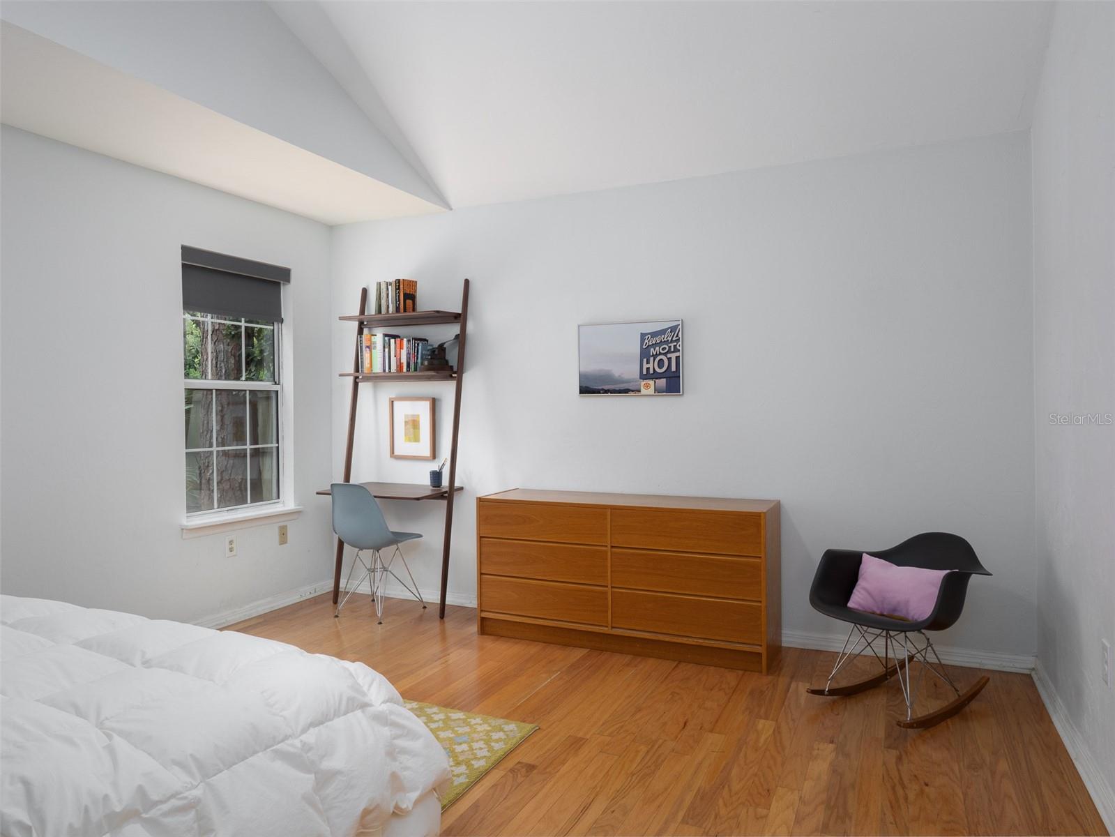 Image 13 of 21 For 5213 94th Street