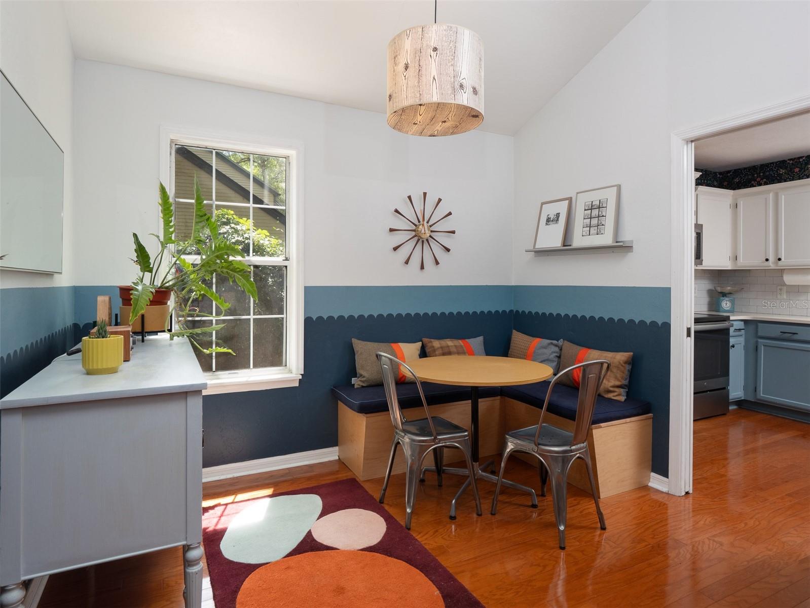 Image 4 of 21 For 5213 94th Street