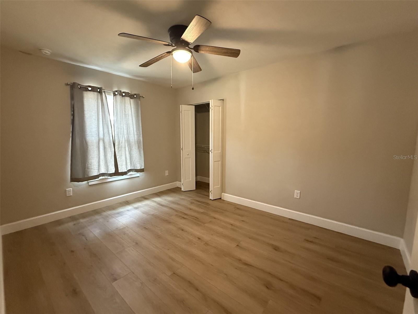 Image 10 of 18 For 13323 157th Avenue