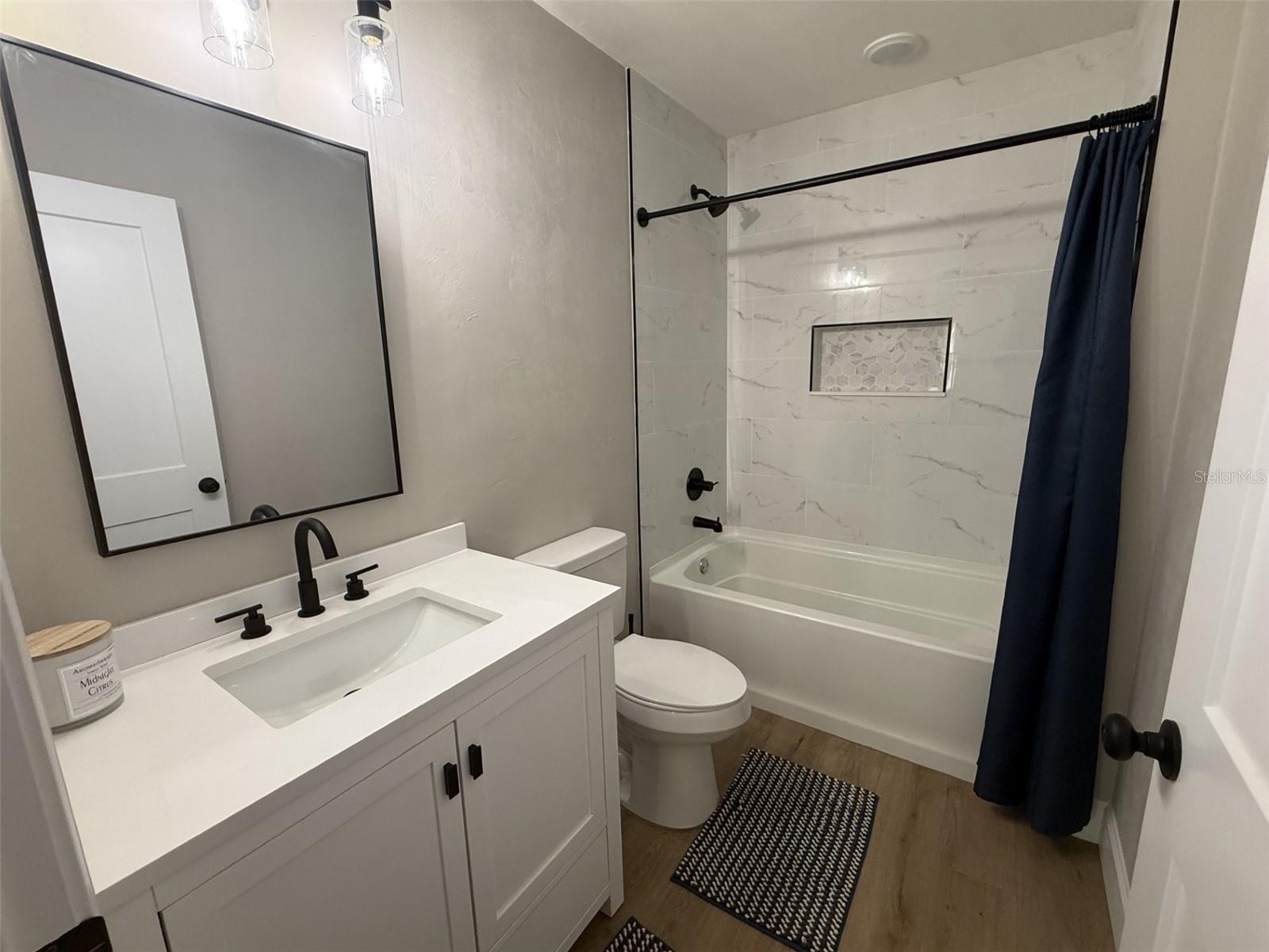 Image 11 of 18 For 13323 157th Avenue