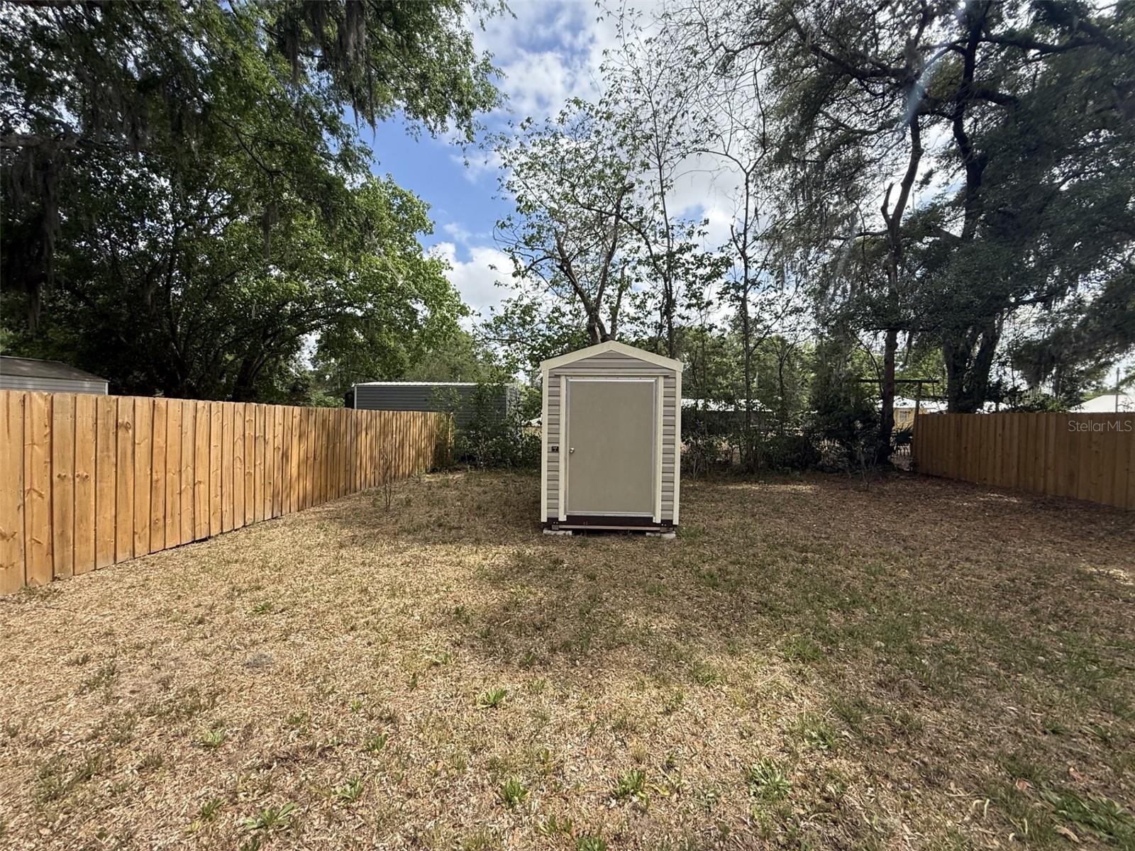Image 14 of 18 For 13323 157th Avenue