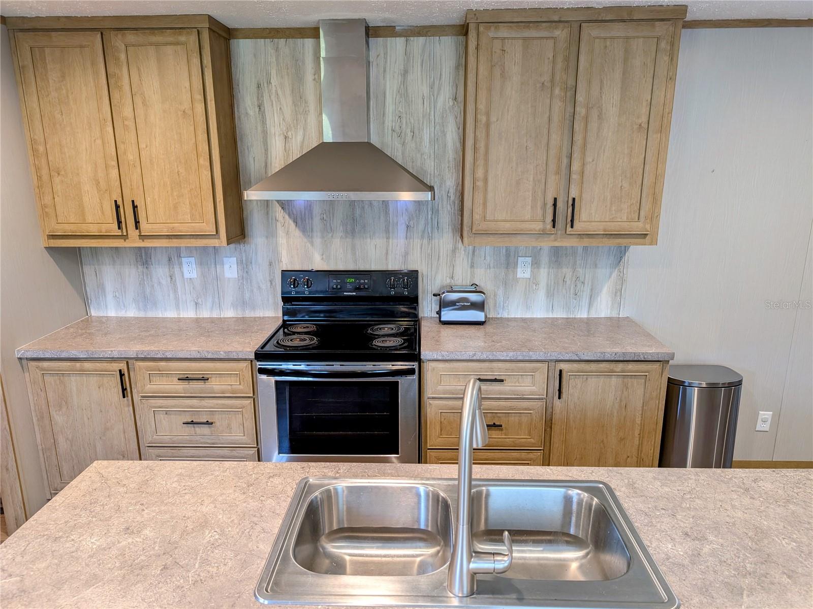Image 14 of 49 For 14421 214th Terrace