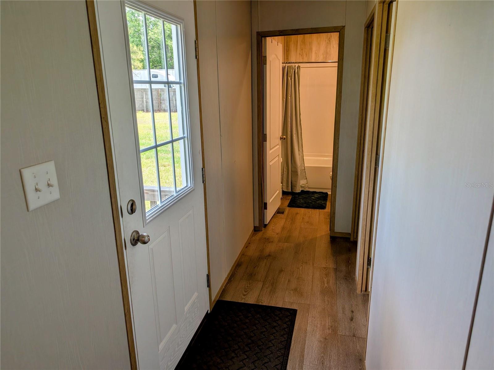 Image 26 of 49 For 14421 214th Terrace