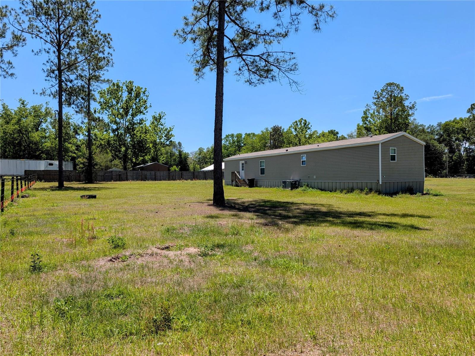 Image 39 of 49 For 14421 214th Terrace