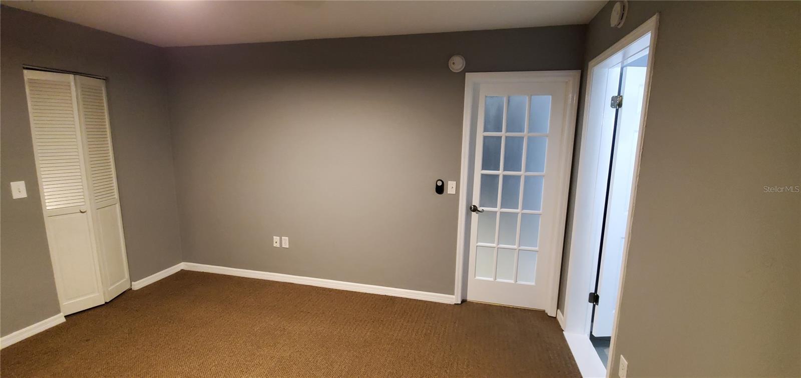 Image 10 of 16 For 5201 86 Terrace