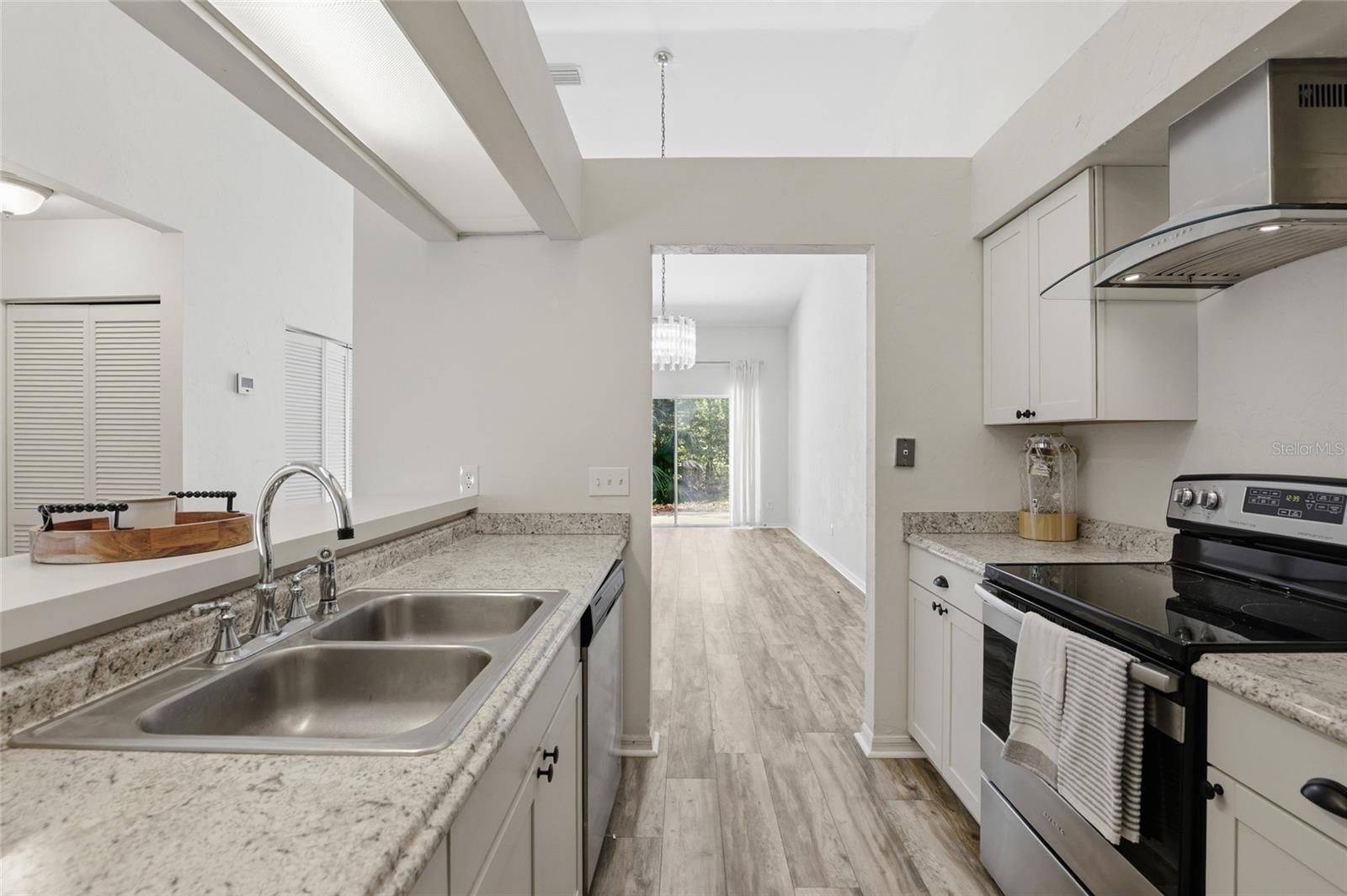 Image 13 of 41 For 829 124th Drive