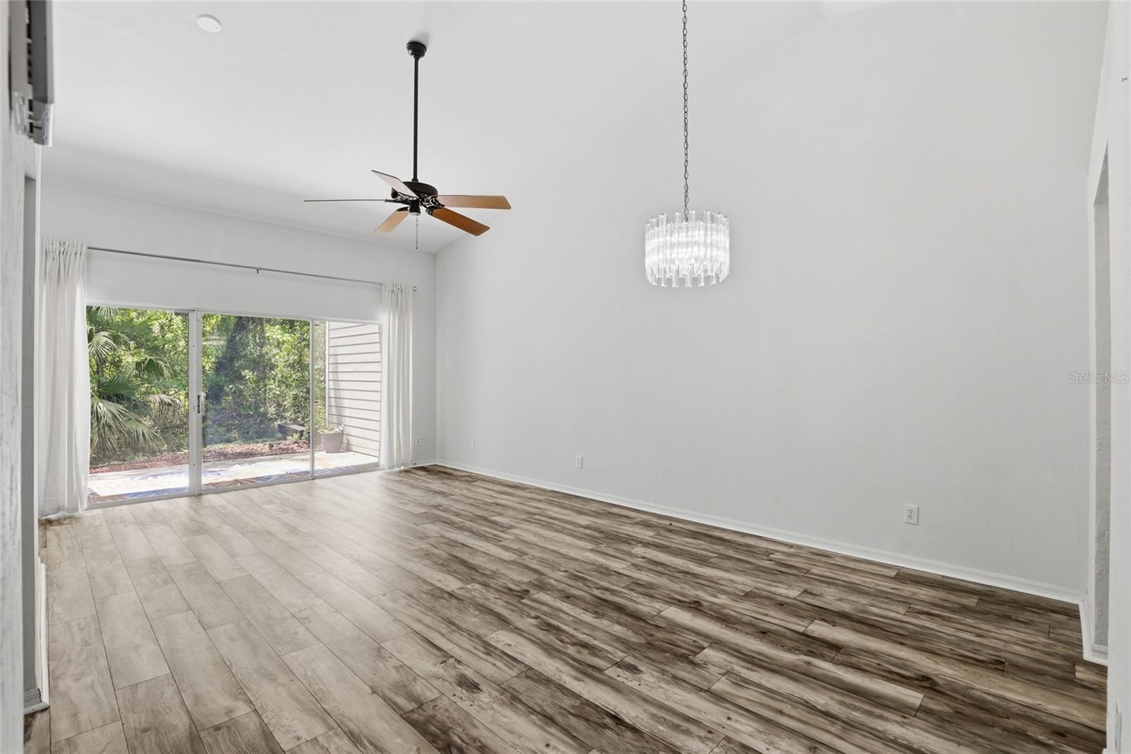 Image 15 of 41 For 829 124th Drive