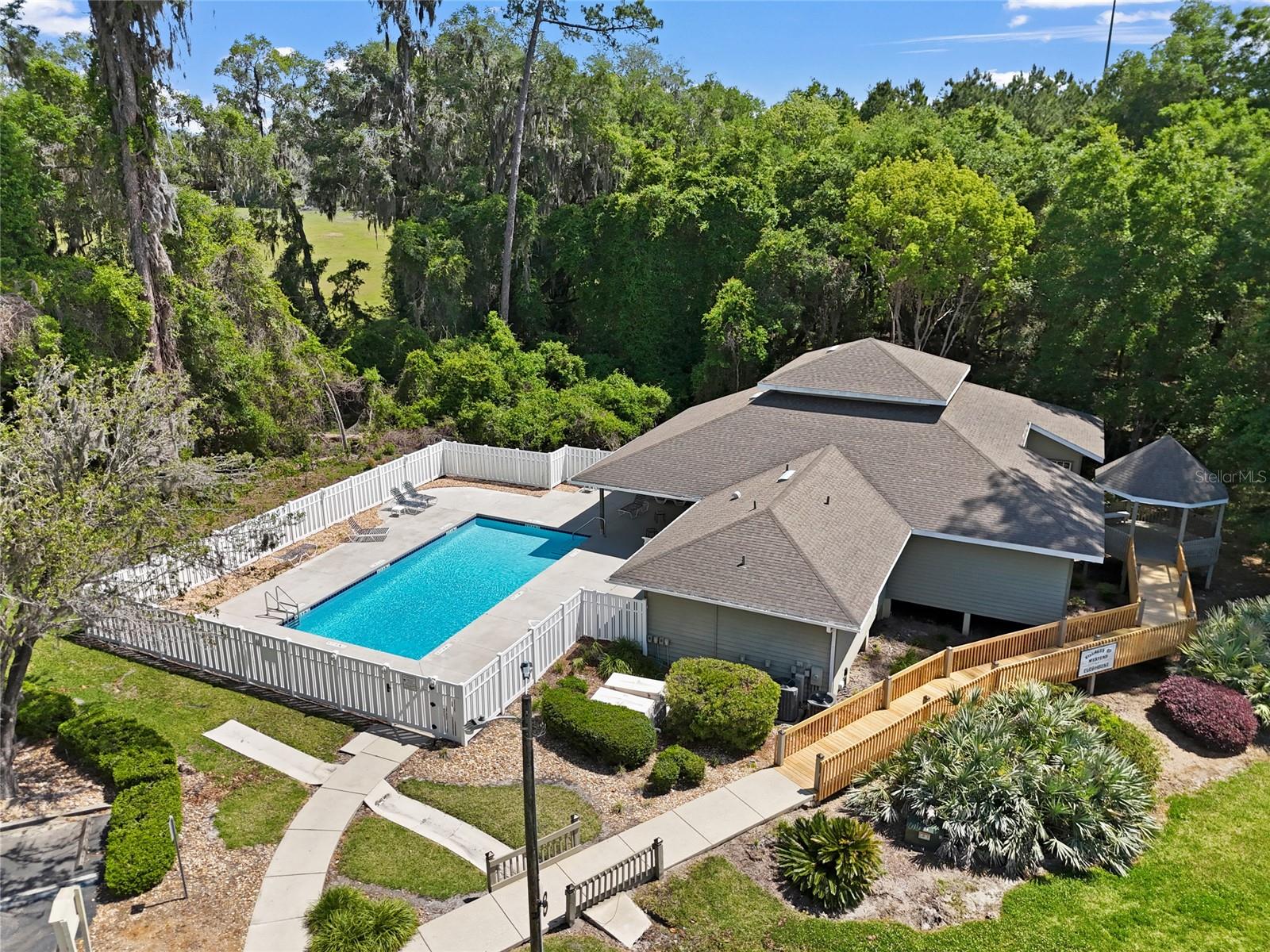 Image 36 of 41 For 829 124th Drive