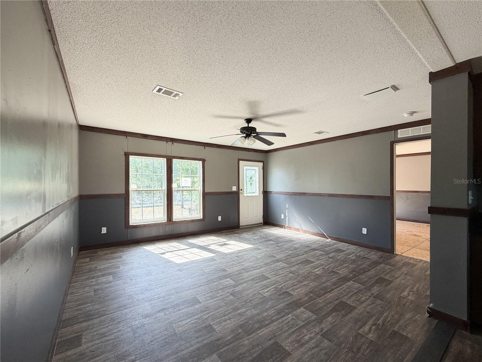 Image 17 of 46 For 4497 142nd Avenue