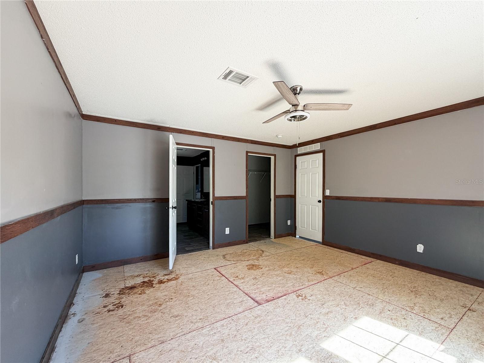 Image 23 of 46 For 4497 142nd Avenue