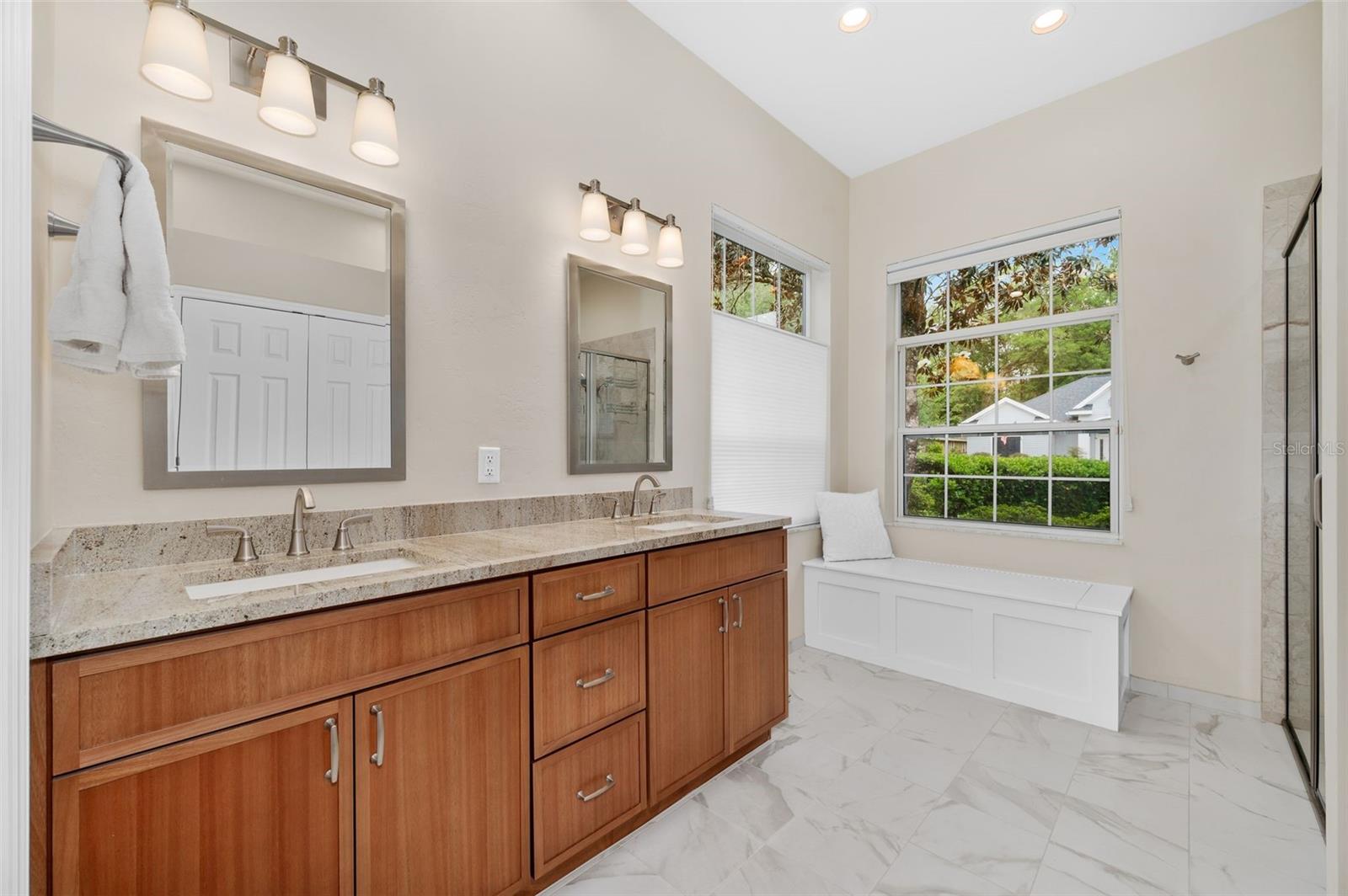 Image 17 of 33 For 9325 35th Lane