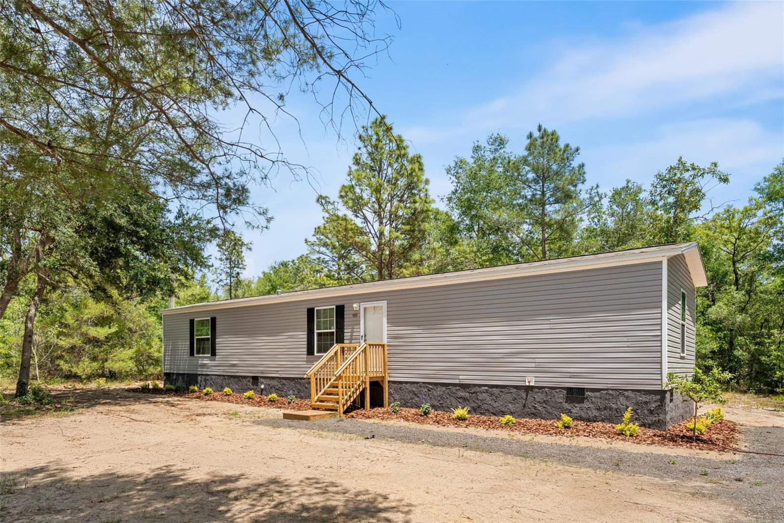 Details for 1051 129 Avenue, WILLISTON, FL 32696