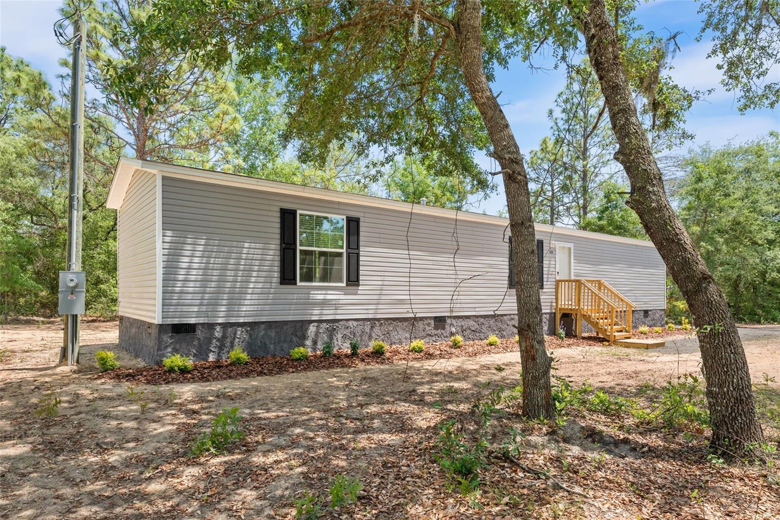 Image 2 of 22 For 1051 129 Avenue