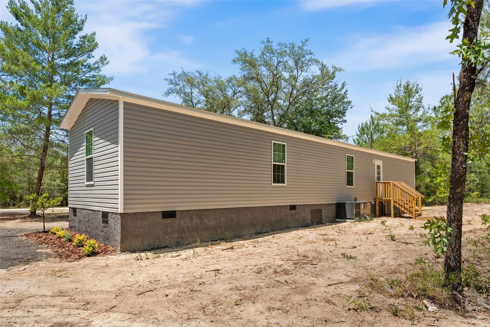 Image 22 of 22 For 1051 129 Avenue