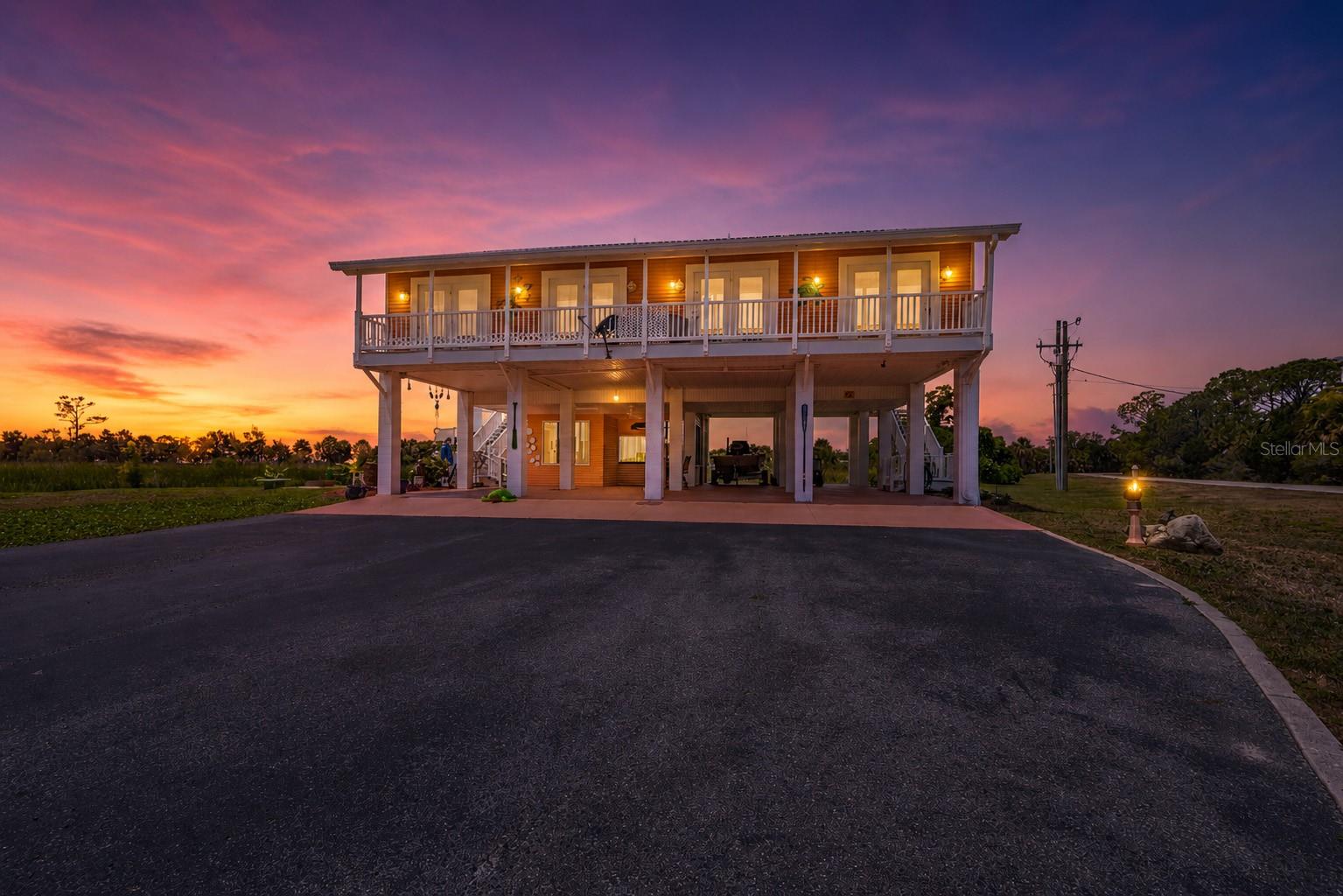 Details for 200-202 205th Street, SUWANNEE, FL 32692