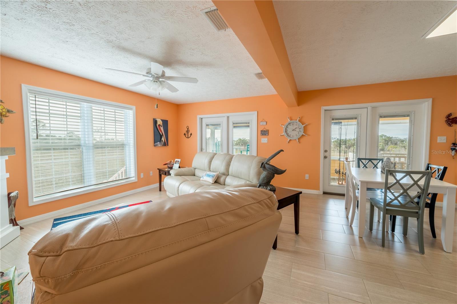 Listing photo id 14 for 200-202 205th Street