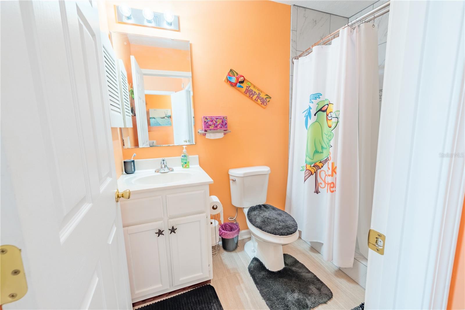 Listing photo id 22 for 200-202 205th Street