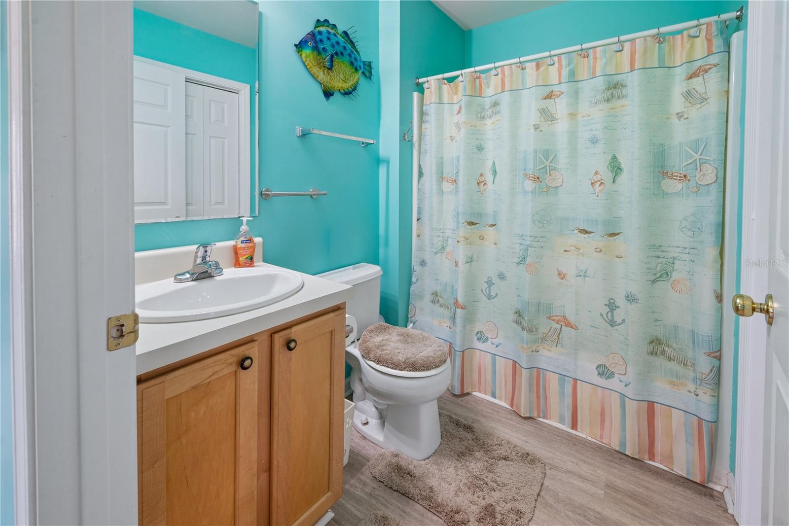 Listing photo id 33 for 200-202 205th Street