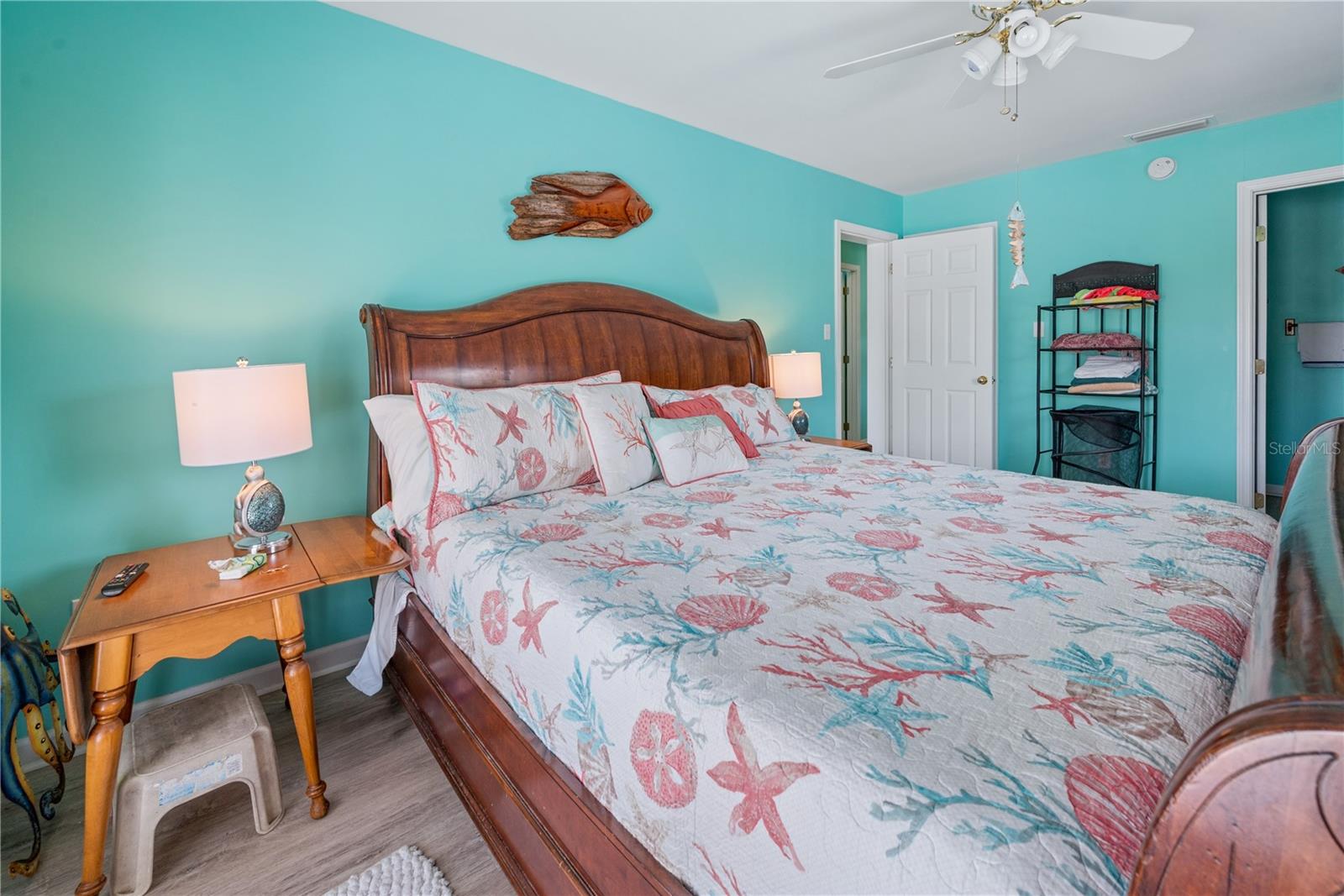 Listing photo id 35 for 200-202 205th Street