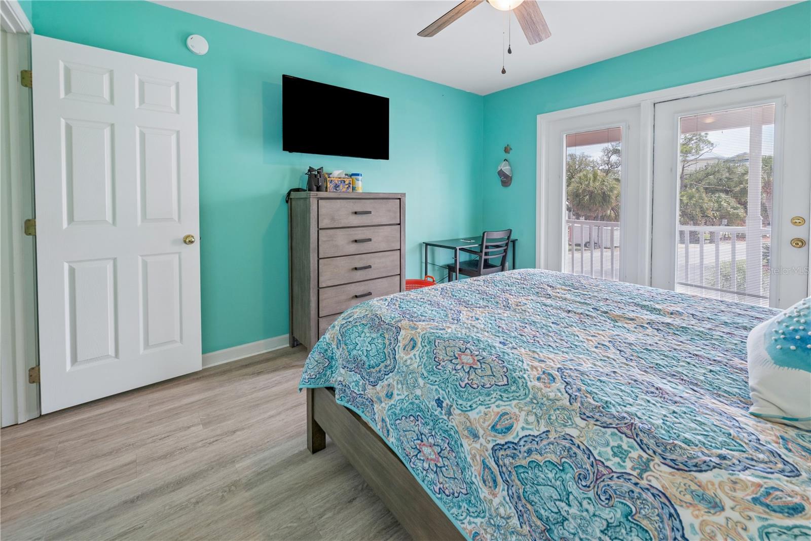 Listing photo id 37 for 200-202 205th Street
