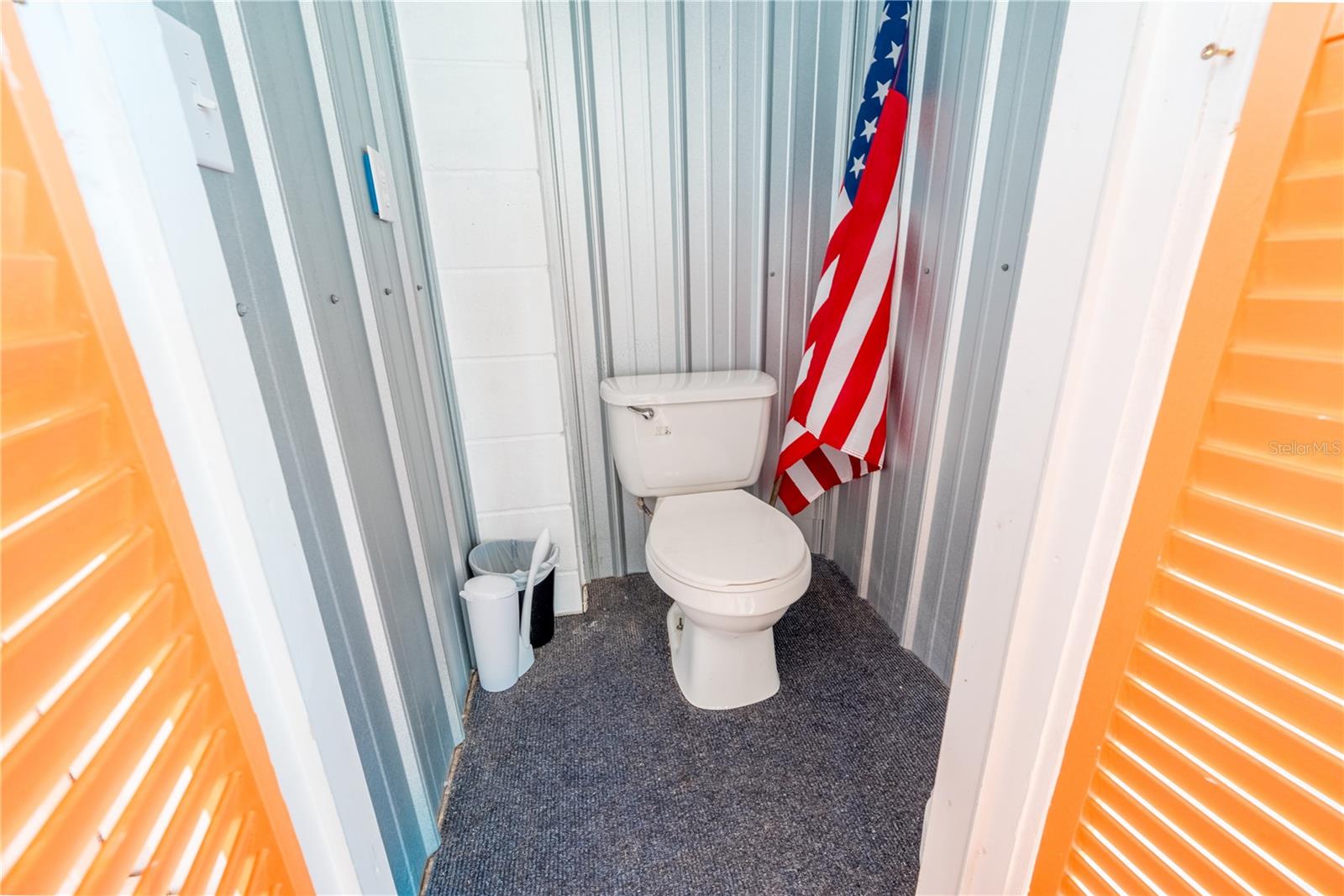 Listing photo id 43 for 200-202 205th Street