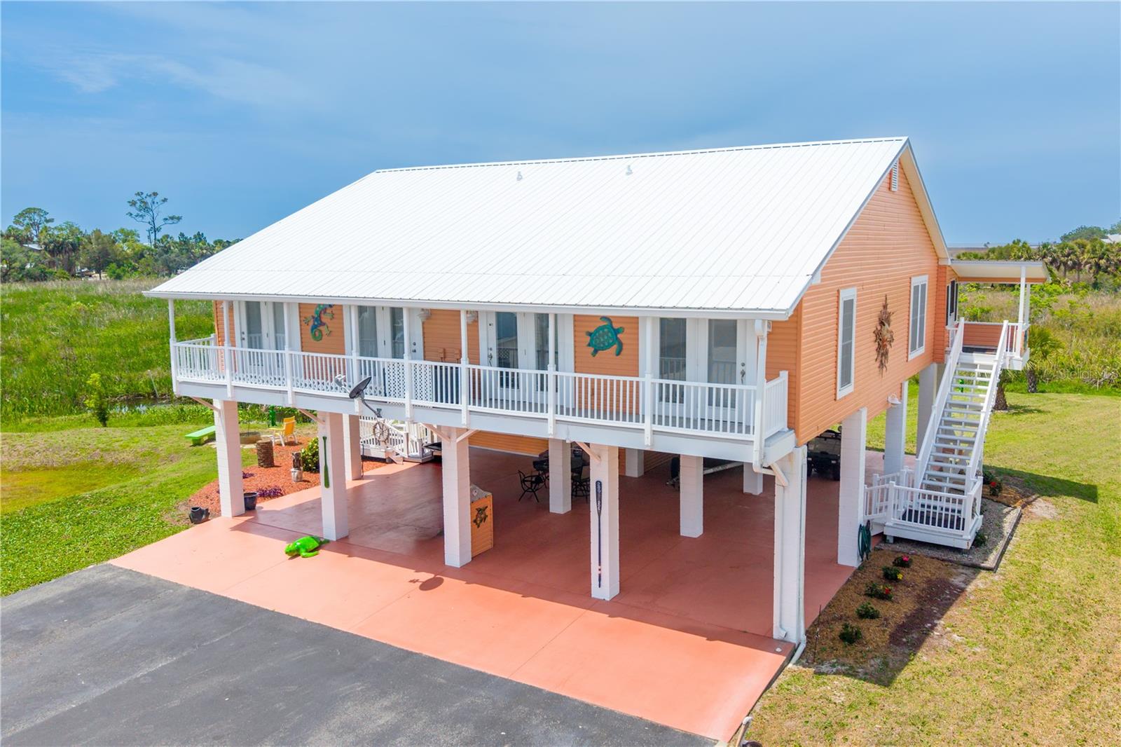 Listing photo id 3 for 200-202 205th Street