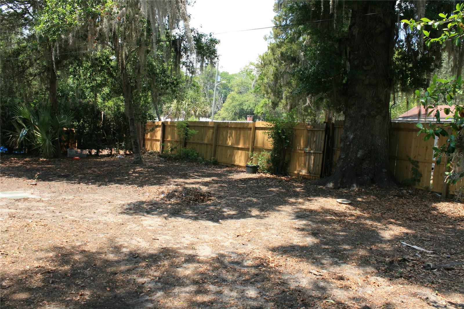 Image 8 of 9 For 1822 6th Avenue