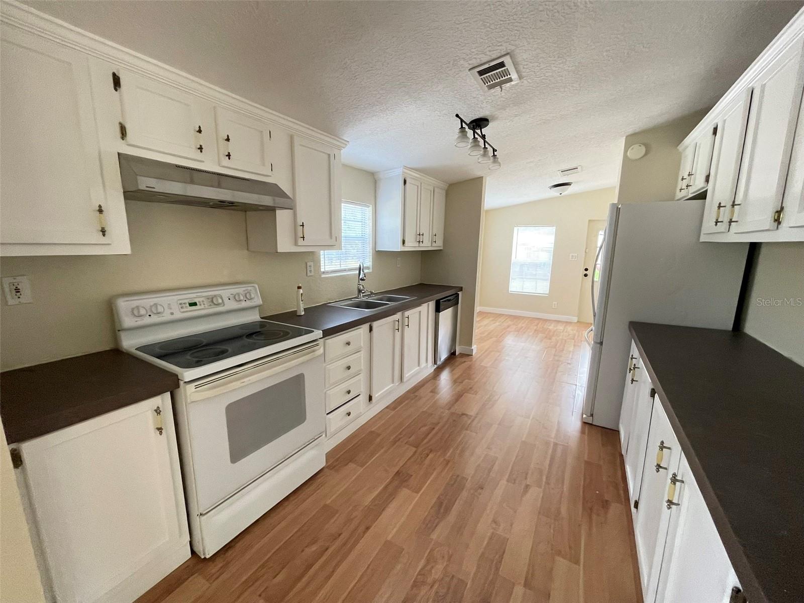 Image 2 of 12 For 13716 County Road 1471