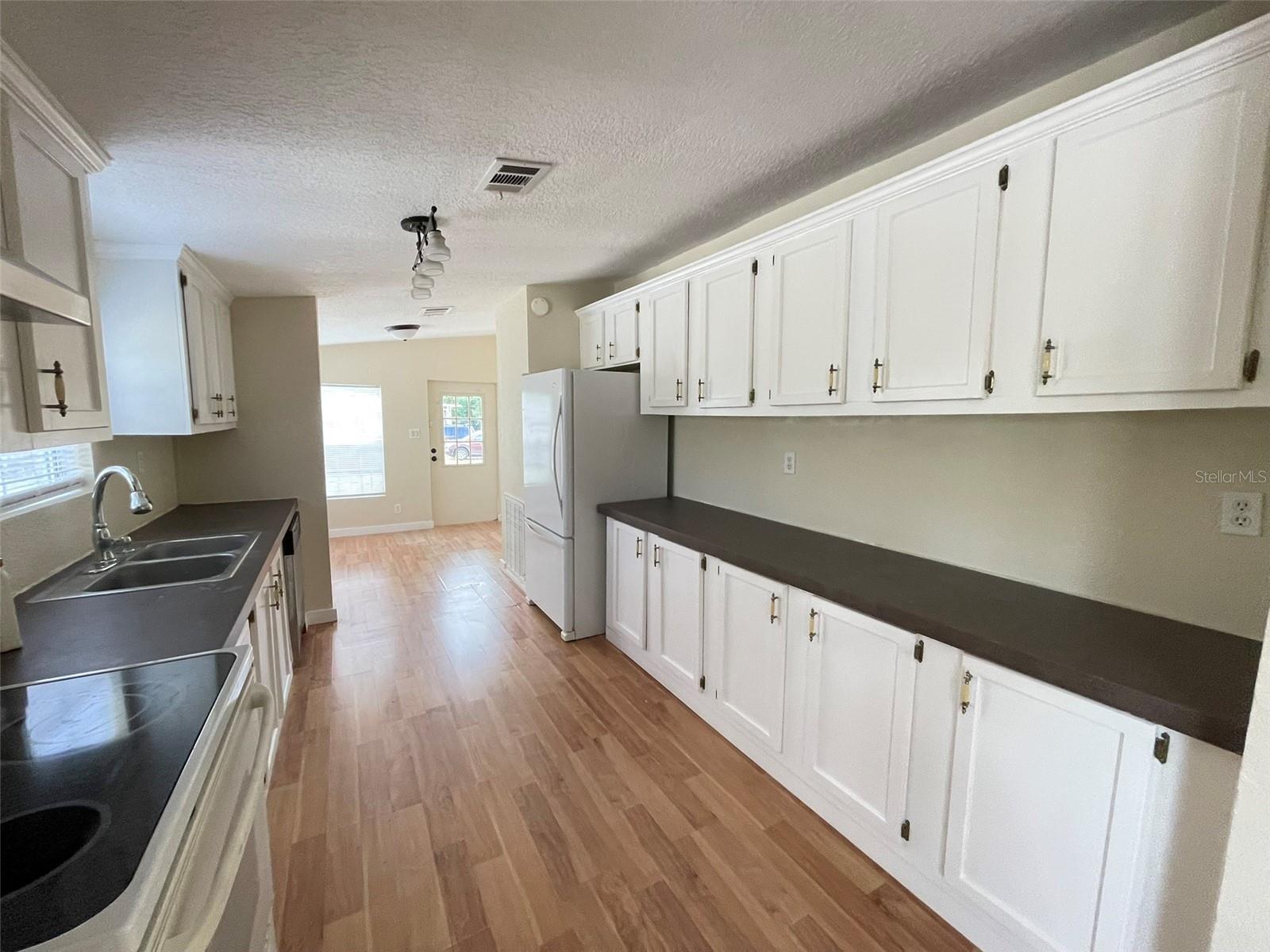 Image 3 of 12 For 13716 County Road 1471