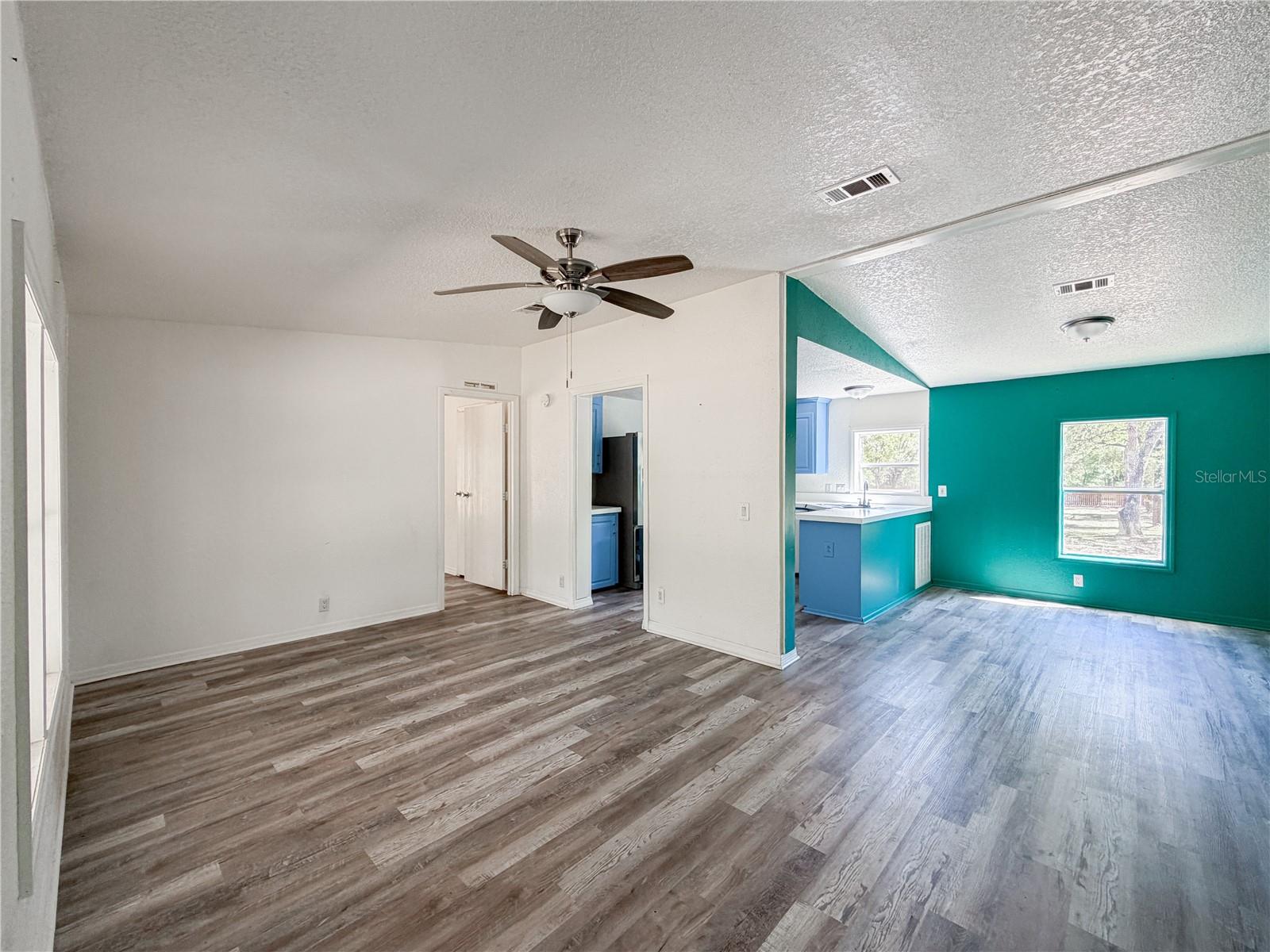 Image 14 of 34 For 9590 78th Lane