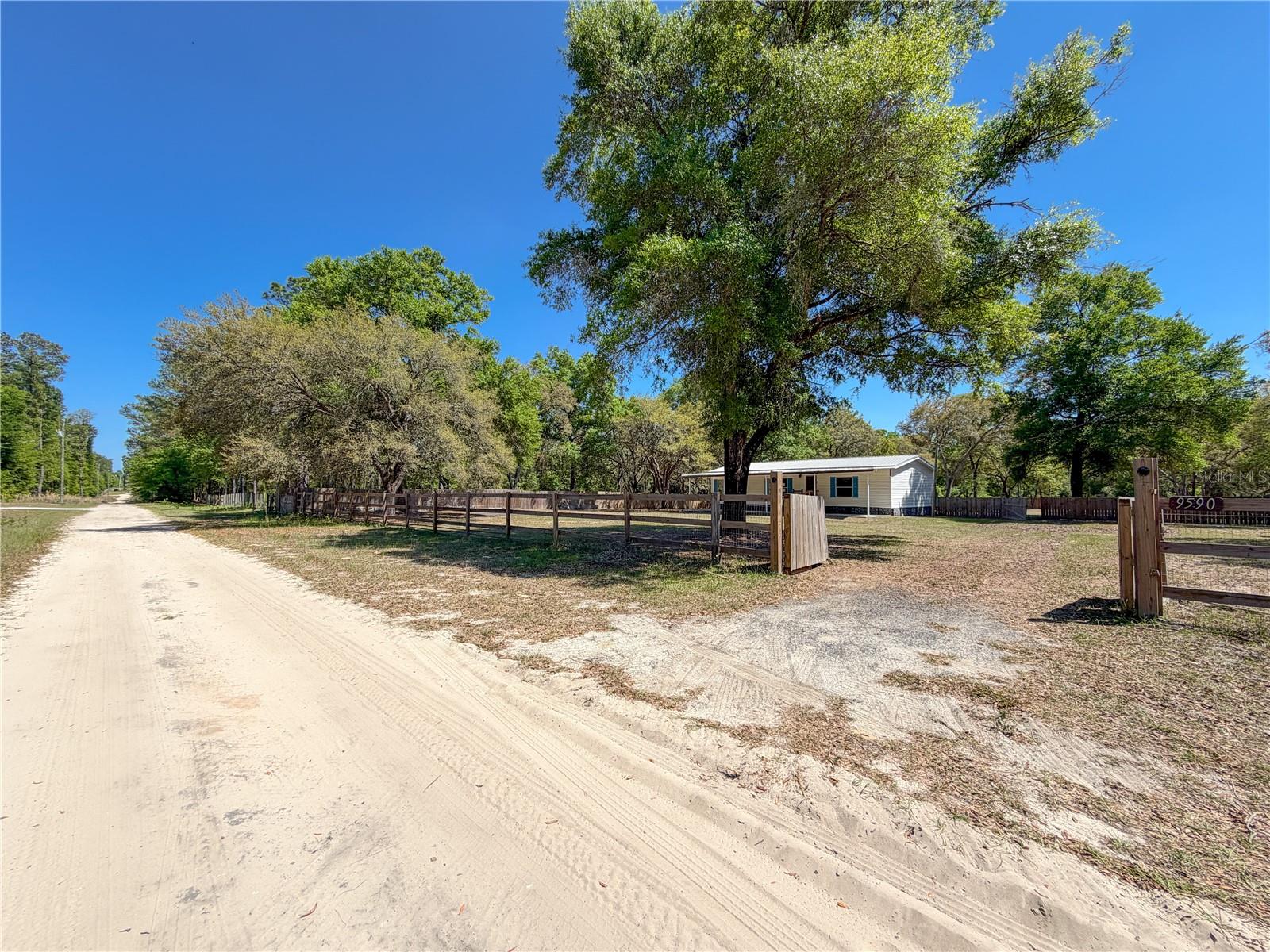 Image 2 of 34 For 9590 78th Lane