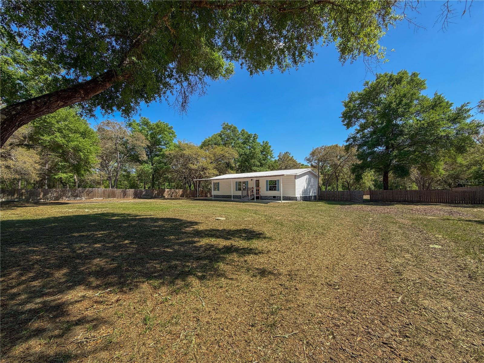 Image 4 of 34 For 9590 78th Lane