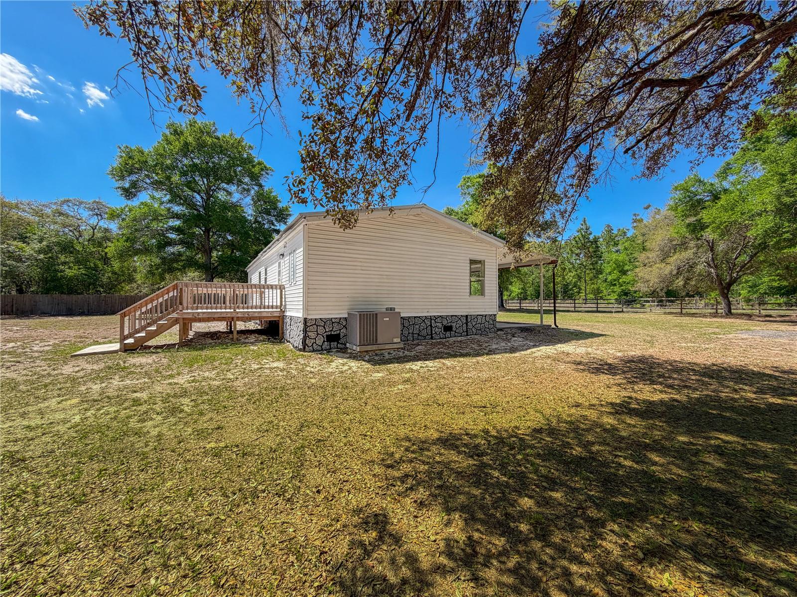 Image 7 of 34 For 9590 78th Lane
