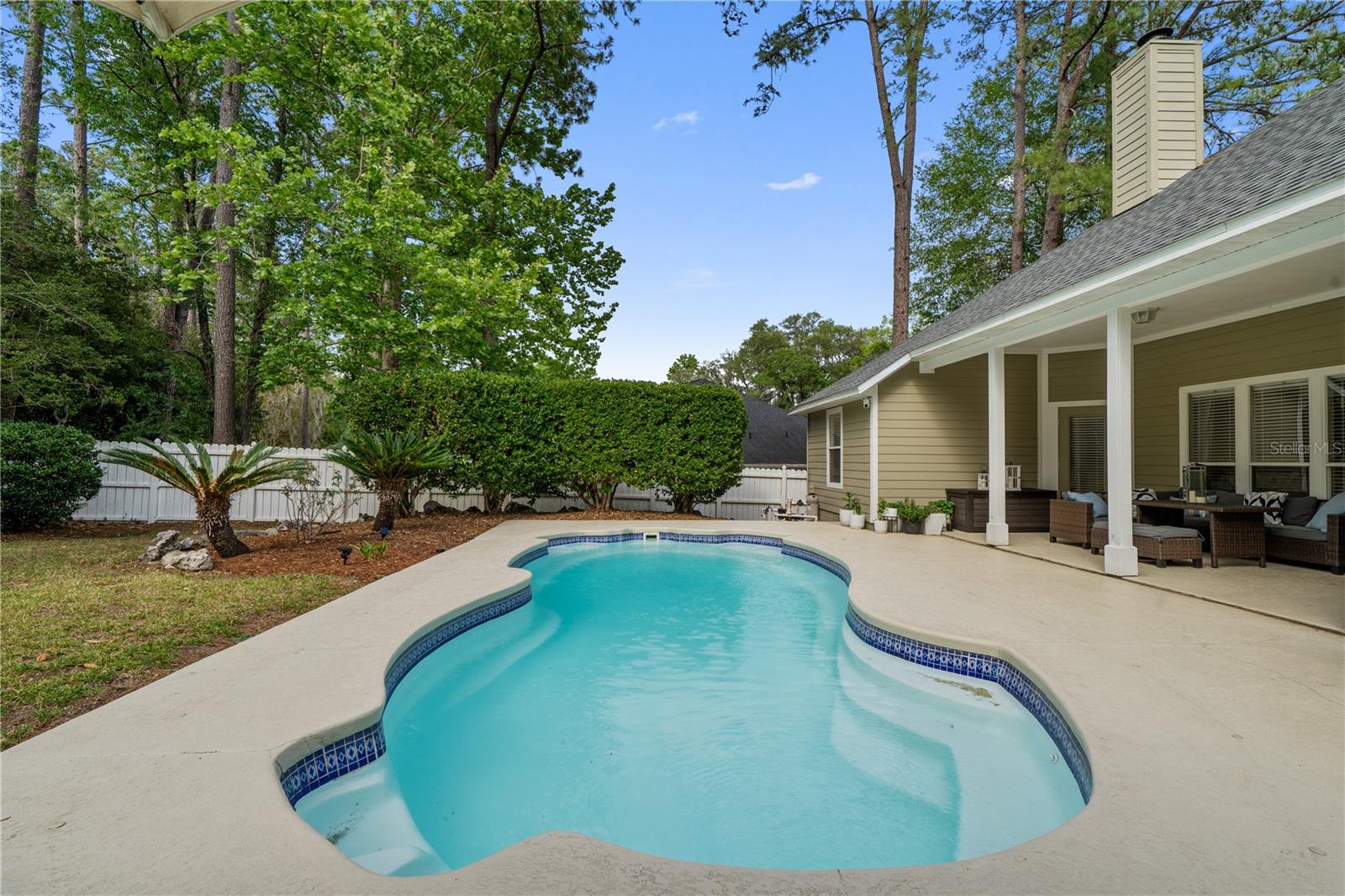 Image 40 of 51 For 11422 16th Place