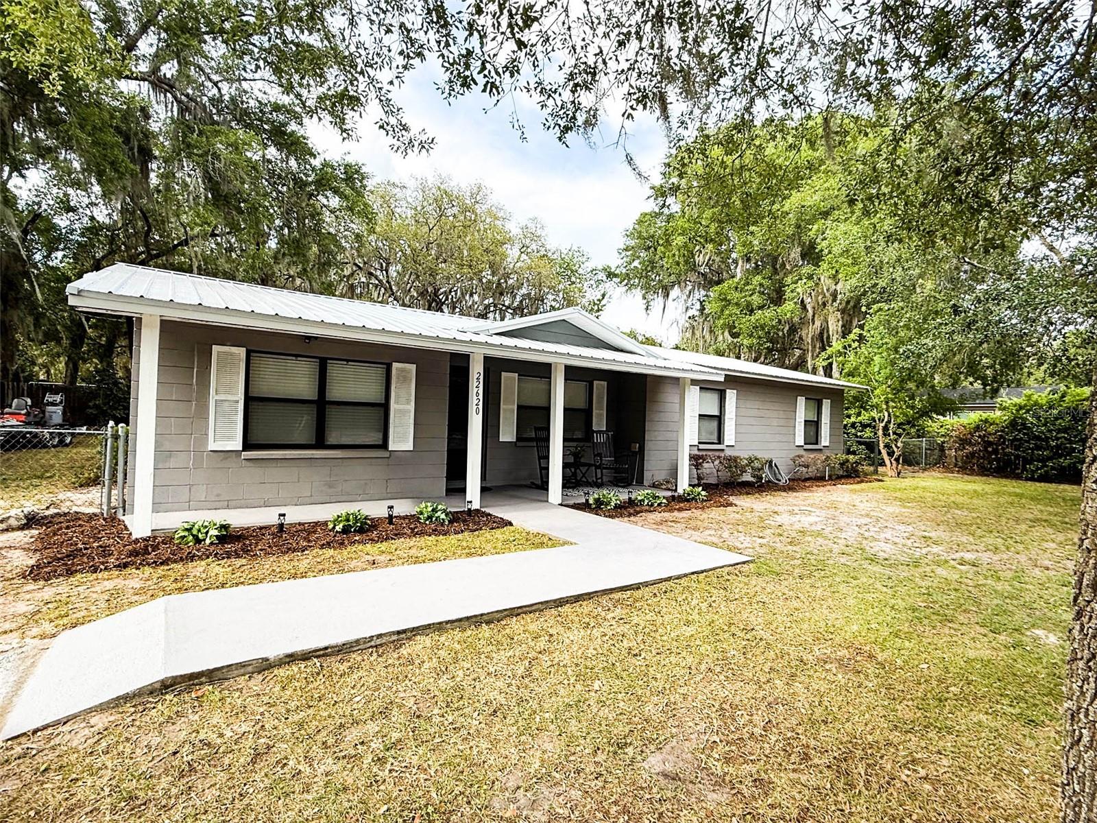 Image 2 of 30 For 22620 Hawthorne Road