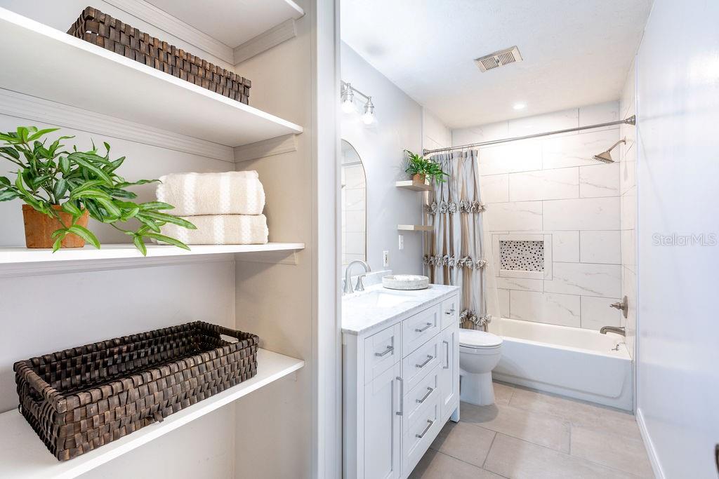 Image 18 of 43 For 2884 197th Street